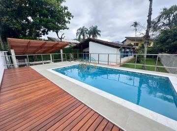 Foto 01 · Casa para locação em Juquehy, São Sebastião-SP: 4 quartos, 2 suítes, 2 salas, 3 banheiros, 3 vagas e