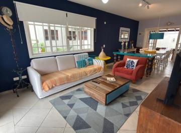 Foto 01 · Casa de Luxo em Condomínio: 4 quartos, 4 suítes, 2 salas, 5 banheiros, 3 vagas - Juquehy, São Sebast