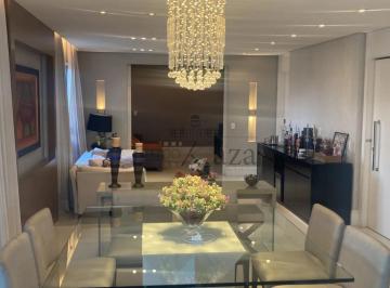 Apartamento de 3 quartos, São Paulo · Apartamento - Paraíso - 3 Suítes - 213m².