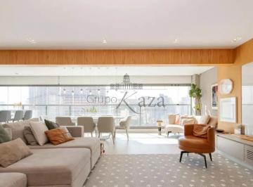 Apartamento de 3 quartos, São Paulo · Apartamento - Brooklin - 3 Suítes - 181m².