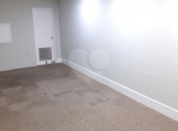 Comercial de 1 quarto, São Paulo · Salas
Comercial para locação em
PINHEIROS!
