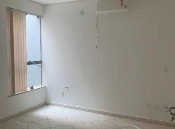 Comercial · 350m² · 4 Quartos · Edifício Comercial em Brás