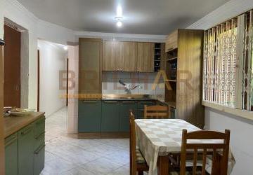 8b9d689a74b378a6a0fb116ded5f9a9aba154392.jpg · Casa 3 dormitórios para comprar bairro Santa Catarina