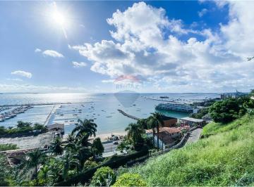 Casa · 185m² · 6 Quartos · 3 Vagas · Casa com vista deslumbrante para a Baía de Todos os Santos
