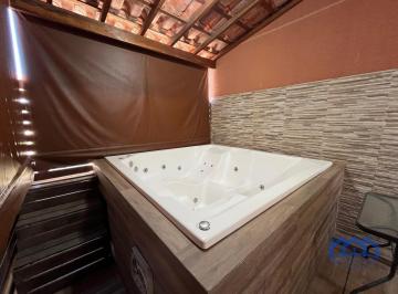 Foto 01 · Chalé com 4 Quartos e 1 banheiro à Venda, 80 m² por R$ 390.000 Cód. ch2562