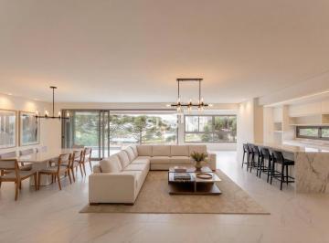 Apartamento · 193m² · 3 Quartos · 4 Vagas · Apartamento à venda no Edificio Landhaus | 3 suite
