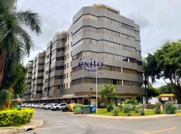 Apartamento de 2 quartos, Brasília · Asa Norte, SQN 212 Bloco K. Apartamento à venda com EXCLUSIVIDADE!