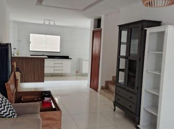 Casa de 3 quartos, Lauro de Freitas · Casa de 3 pavimentos, 3 suítes, terraço gourmet, 230 m² à venda em Ipitanga