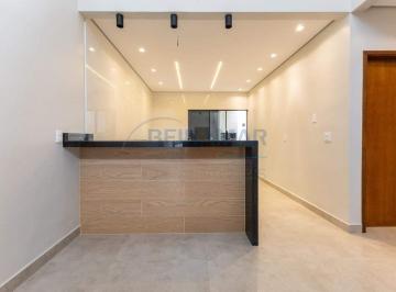 Casa · 128m² · 3 Quartos · 2 Vagas · Casa para venda com 3 quartos, sendo duas suítes com 128m² no Guará II
