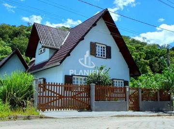 Casa · 150m² · 3 Quartos · 1 Vaga · Casa solta mobiliada com três dormitórios no Loteamento São Pedro