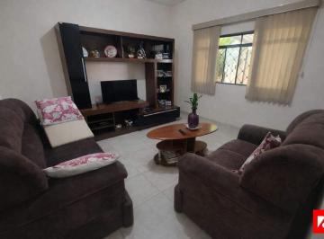 Casa · 160m² · 3 Quartos · 2 Vagas · Casa à Venda com 3 quartos e 2 vagas na Vila Pires em Santa Bárbara d’Oeste
