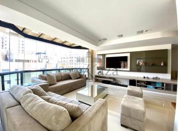 Apartamento · 400m² · 4 Quartos · 4 Vagas · `Exclusiva Cobertura de Luxo em Moema: 400m² de Sofisticação e Privacidade`