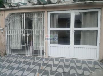 Casa · 125m² · 2 Quartos · 2 Vagas · Casa térrea, 2 dormitórios, 3 banheiros, 2 vagas cobertas, próximo a Praia