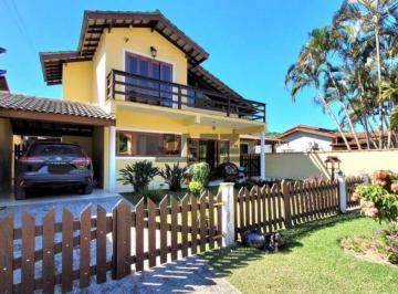 Casa · 273m² · 3 Quartos · 2 Vagas · Encantadora casa à venda no Condomínio Mar Verde, na Praia da Mococa