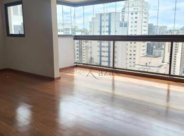 Apartamento de 3 quartos, São Paulo · Apartamento - Moema - 3 Dormitórios - 118m².