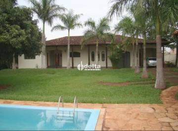 Casa · 2000m² · 5 Quartos · 5 Vagas · Casa residencial com 5 quartos sendo 1 suíte disponível para venda no bairro Cidade Jardim em Uberlâ