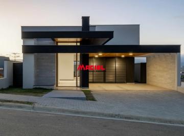 Casa · 186m² · 3 Quartos · 4 Vagas · Linda casa térrea no Condomínio Santa Mônica (Caçapava) - 3 quartos / 1 suíte / 4 vagas