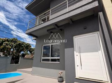 Casa · 120m² · 3 Quartos · 2 Vagas · Sobrado de Esquina com Piscina à Venda no Igara | Canoas