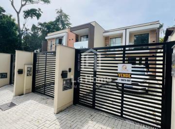 Casa · 97m² · 2 Quartos · 2 Vagas · Sobrado com 2 suítes, 2 vagas de garagem e churrasqueira à venda em Blumenau, Bairro Água Verde