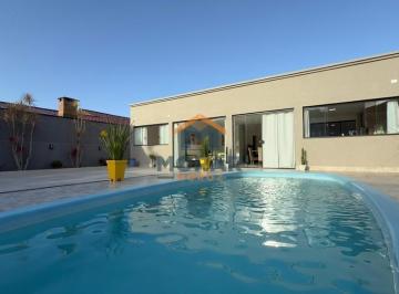 24558034_4.jpg · Casa na faixa mar, com piscina em Matinhos
