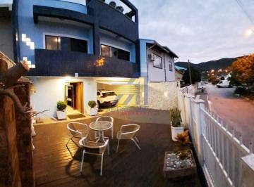 Casa de 4 quartos, Florianópolis · CASA 4 quartos 2 suítes no bairro CACHOEIRA DO BOM JESUS em FLORIANOPOLIS/SC
