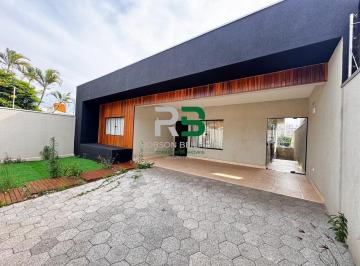 Casa · 230m² · 3 Quartos · 4 Vagas · Casa Assobrada Reformada à Venda no Jardim Caravelle