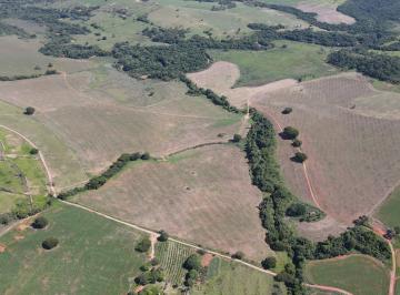 Foto 01 · FAZENDA DE DUPLA APTIDÃO ? SERRA DO SALITRE/MG