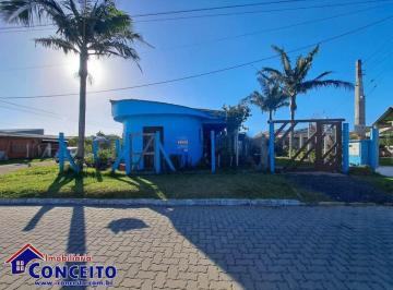 Casa de 6 quartos, Imbé · C177 - Imóvel composto de 02 dormitórios e 04 kitnets no Balneário Mariluz