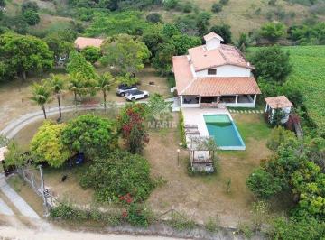 Rural de 8 quartos, Chã Grande · Chácara com 1,6 hectares à venda em Chã Grande/PE!