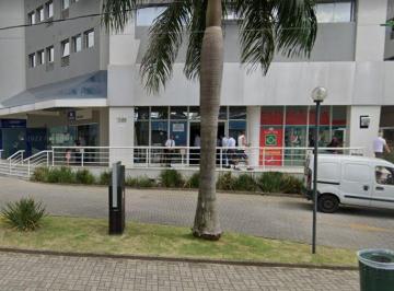 Comercial · 63m² · 1 Vaga · Loja na Rua do Bosque, N. 1589 - Loja 3 • 63 m²
