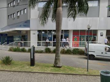 Comercial · 63m² · 1 Vaga · Loja na Rua do Bosque, N. 1589 - Loja 3 • 63 m²