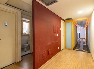 Comercial · 200m² · 6 Quartos · 6 Vagas · Sala comercial na Rua Pamplona, N. 1018 • 200 m²