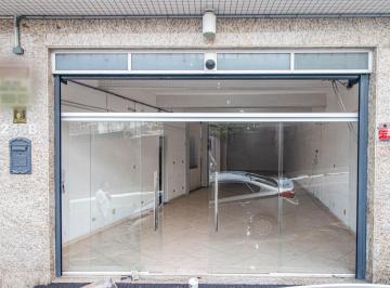 Comercial · 130m² · 3 Quartos · Loja na Rua Faustino Paganini, N. 337 • 130 m²