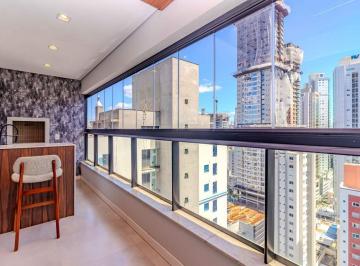 Apartamento · 130m² · 3 Quartos · 3 Vagas · Apartamento à venda no Centro de Balneário Camboriú