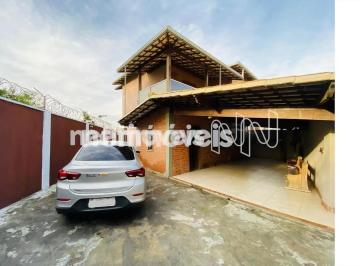 Casa · 230m² · 4 Quartos · 4 Vagas · Casa 4 quartos, espaço gourmet, quintal nos fundos, vista definitiva, 4 vagas. Abaixo do preço.