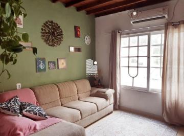 Casa · 150m² · 3 Quartos · Casa à venda - em Sambaqui