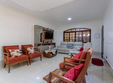 Casa · 198m² · 4 Quartos · 2 Vagas · Sobrado aconchegante para locação comercial/residencial em rua tranquila no Parque Erasmo Assunção,