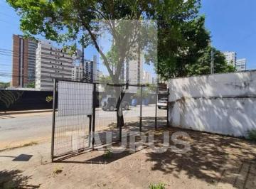 Foto 01 · Casa Comercial para alugar ou comprar com 366m² e 2 vagas em Moema, São Paulo-SP.