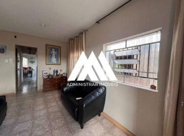 Casa · 390m² · 3 Quartos · 1 Vaga · Vendo casa com 03 quartos no Parque Jardim- Itaúna/MG!