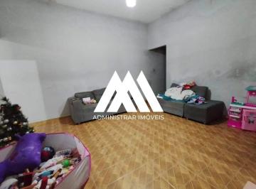 Casa · 410m² · 2 Quartos · Vendo casa com lote de 410m² no Morro do Sol!