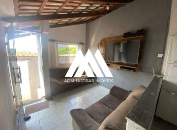 Casa · 67m² · 3 Quartos · Vendo casa em Itaúna em excelente localização!