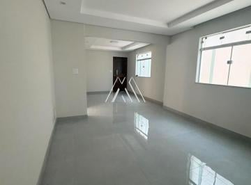 Apartamento · 168m² · 3 Quartos · 2 Vagas · Vendo casa em Itaúna com 03 quartos com garagem em ótima localização