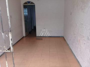 Casa · 3 Quartos · Vendo casa em Itaúna em excelente localização!