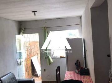 Casa · 3 Quartos · 1 Vaga · Vendo casa em Itaúna em excelente localização!