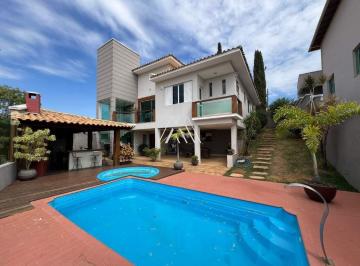 Casa · 503m² · 3 Quartos · 4 Vagas · Vendo casa com 03 quartos e com 04 vagas de garagem no Belvedere- Itaúna/Mg!!