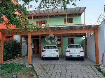 Casa · 264m² · 3 Quartos · 4 Vagas · Ampla casa com 3 dormitórios no bairro Jardim do Salso 4 vagas na garagem.