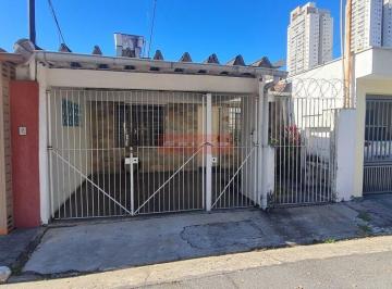 Casa · 75m² · 2 Quartos · 2 Vagas · Casa térrea - 2 dormitórios + ampla edícula nos fundos - excelente localização