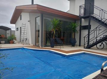 Casa de 3 quartos, São José dos Campos · Oportunidade Casa Sobrado Condomínio Colinas do Paratehy Urbanova 3 Dormitórios Área Gourmet Piscina