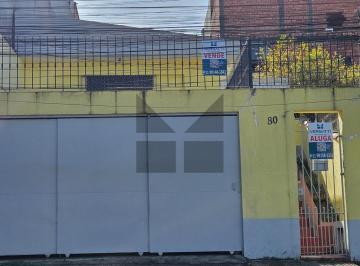 Fachada · Casa no Capão Redondo, São Paulo, com 160m², 2 dormitórios e 2 banheiros. Ven...