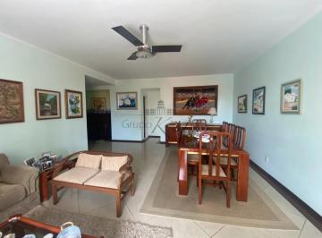 Apartamento · 158m² · 4 Quartos · 2 Vagas · Oportunidade - Apartamento - Edifício Marya Lucia - Centro - 4 Dormitórios - 158m².